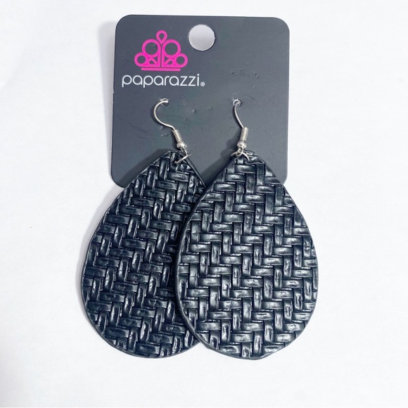 PAPARAZZI NEW basket weave texture large teardrop lightweight black earrings